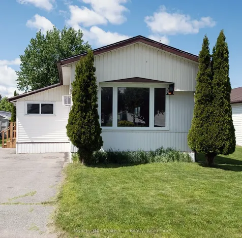 18 Finch Lane Quinte West ON K8N 4Z3