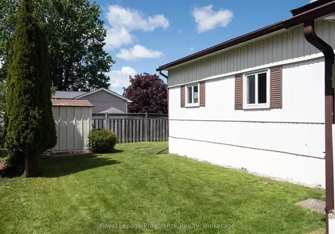 18 Finch Lane Quinte West ON K8N 4Z3