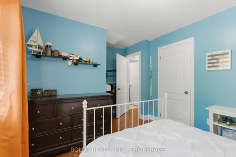 6577 St. Michael Avenue Niagara Falls ON L2H 0C6