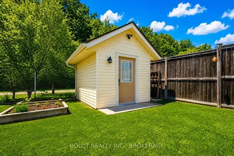 6577 St. Michael Avenue Niagara Falls ON L2H 0C6