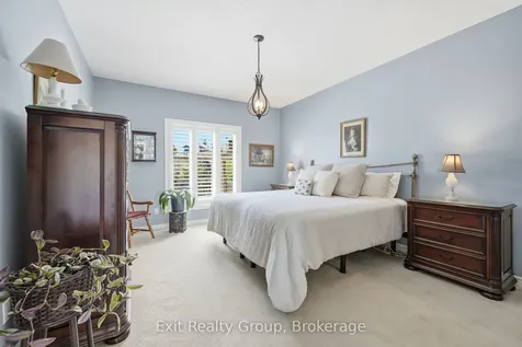 76 Aletha Drive Prince Edward County ON K0K 3L0