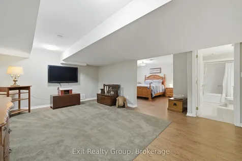 76 Aletha Drive Prince Edward County ON K0K 3L0