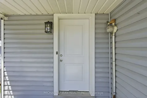 412 Helena Street Haldimand ON N1A 2T2