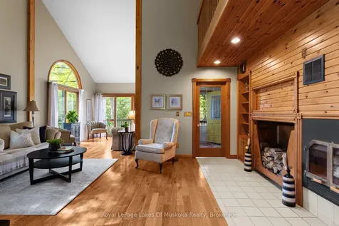 216 Beaumont Road Bracebridge ON P1L 1X2