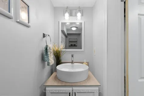 216 Beaumont Road Bracebridge ON P1L 1X2