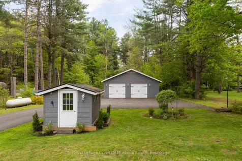 216 Beaumont Road Bracebridge ON P1L 1X2