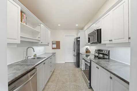 1036 Marconi Avenue Kanata ON K2W 0C8