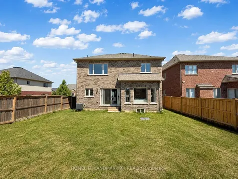 9 Homestead Way Thorold ON L2V 0B7