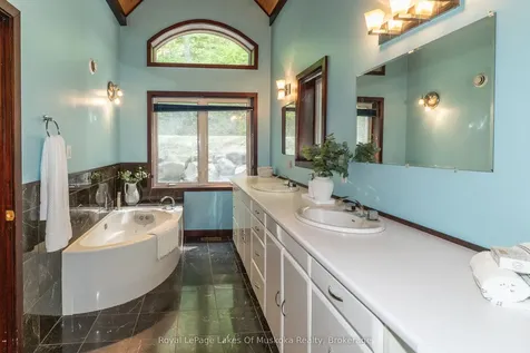1158 Shea Road Muskoka Lakes ON P0B 1M0