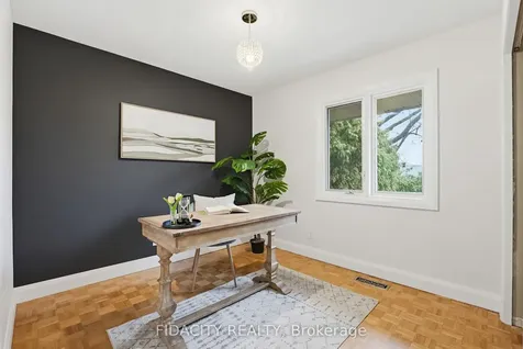 7 Gagnon Court Kanata ON K2K 1A7