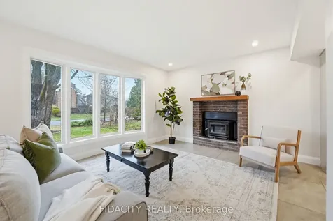 7 Gagnon Court Kanata ON K2K 1A7