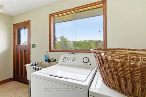 1063 Casey Road Belleville ON K8N 4Z6