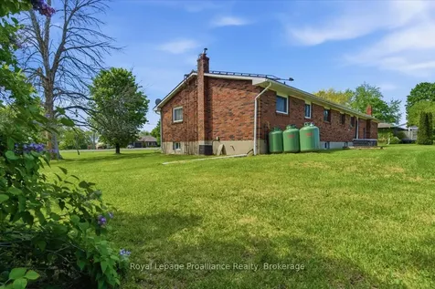 1063 Casey Road Belleville ON K8N 4Z6