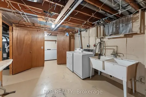 27 Mississauga Road St. Catharines ON L2N 3K3