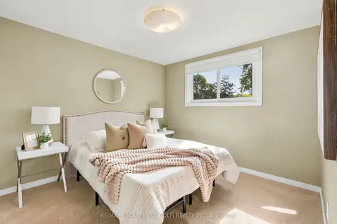 45 Tanglewood Terrace Brantford ON N3R 3R8