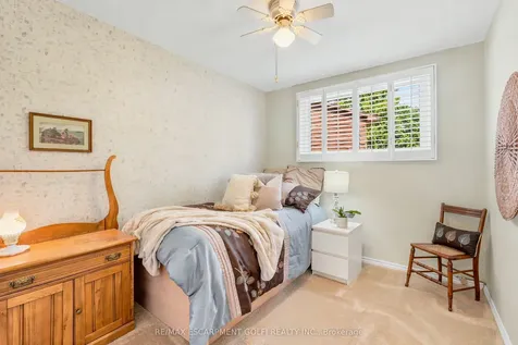 45 Tanglewood Terrace Brantford ON N3R 3R8
