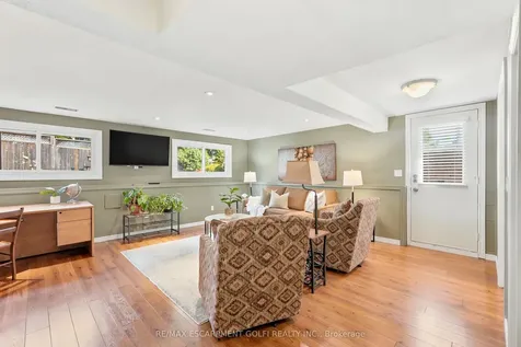 45 Tanglewood Terrace Brantford ON N3R 3R8
