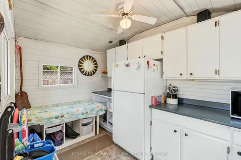 45 Tanglewood Terrace Brantford ON N3R 3R8