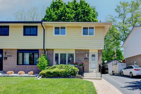 432 Lee Avenue Waterloo ON N2K 2L7