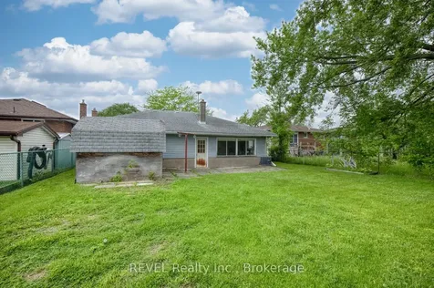 247 Kilgour Avenue Welland ON L3C 2R1