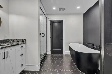 10 Knowles Drive Woodstock ON N4S 8T9