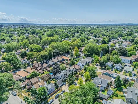 14 Spruce Street St. Catharines ON L2R 1B3