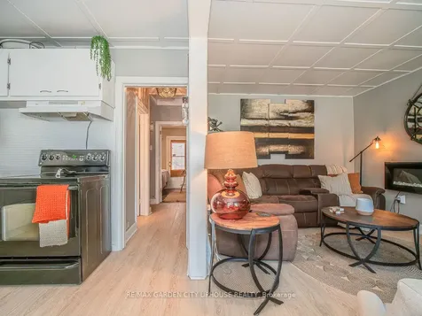 14 Spruce Street St. Catharines ON L2R 1B3