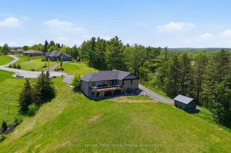 137 Windwhisper Drive Belleville ON K0K 2V0