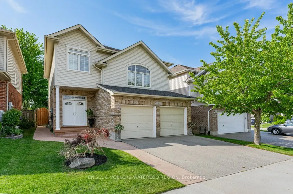 6 Tweedsdale Street Kitchener ON N2R 1W1