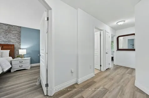 6 Tweedsdale Street Kitchener ON N2R 1W1