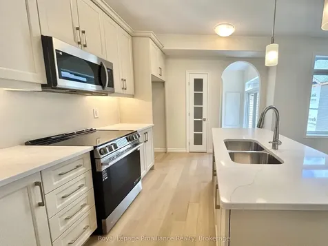 91 Athabaska Drive Belleville ON K8N 0T1