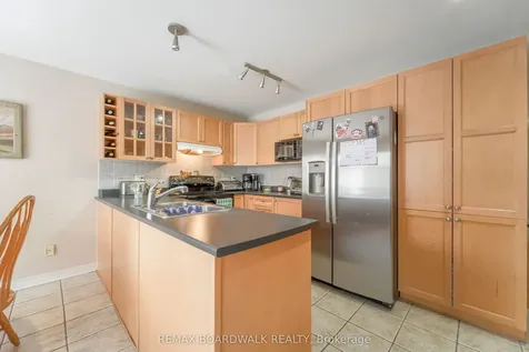 170 Bridlewood Drive Kanata ON K2M 2M4