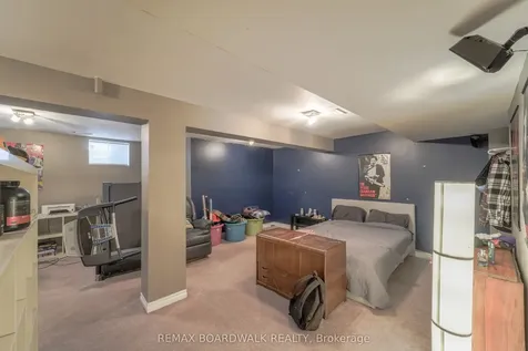 170 Bridlewood Drive Kanata ON K2M 2M4
