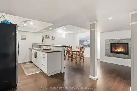 24 Benziger Lane Hamilton ON L8E 6B6