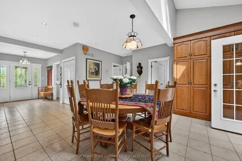 136 Mountain Street Grimsby ON L3M 4R7