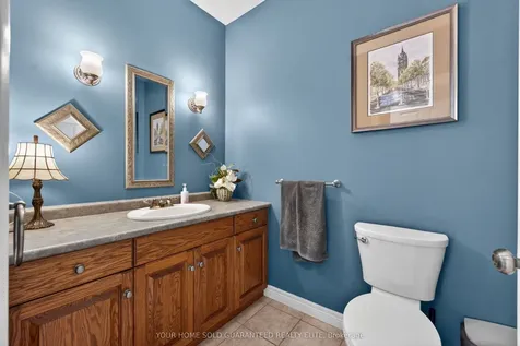 136 Mountain Street Grimsby ON L3M 4R7