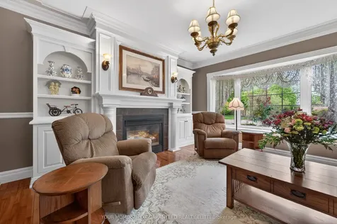 136 Mountain Street Grimsby ON L3M 4R7