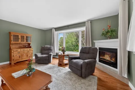 136 Mountain Street Grimsby ON L3M 4R7