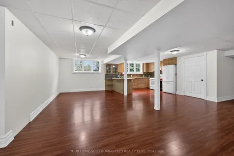 136 Mountain Street Grimsby ON L3M 4R7