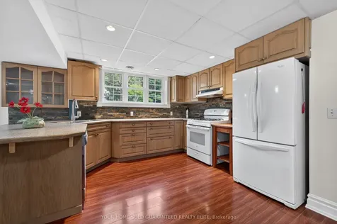 136 Mountain Street Grimsby ON L3M 4R7