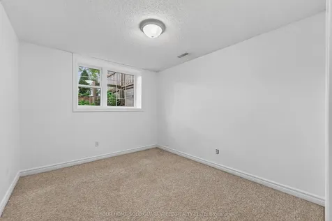 136 Mountain Street Grimsby ON L3M 4R7