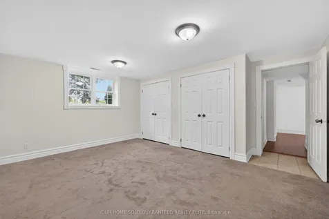 136 Mountain Street Grimsby ON L3M 4R7
