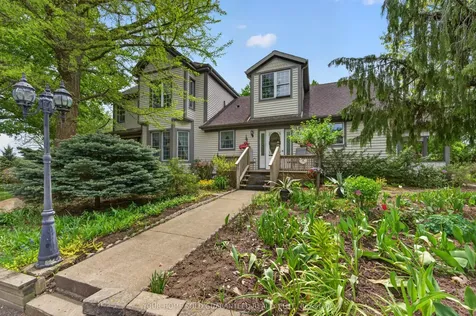136 Mountain Street Grimsby ON L3M 4R7