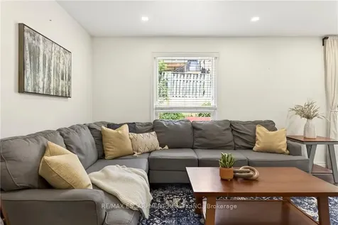 42 Bridlewood Drive Hamilton ON L9H 6H4