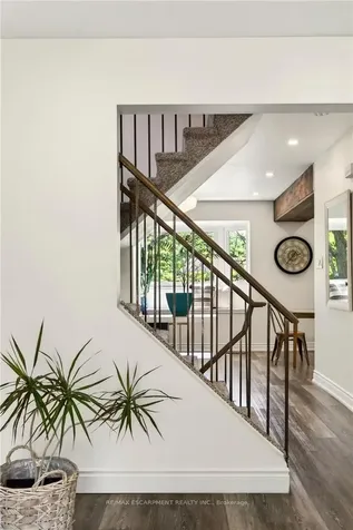 42 Bridlewood Drive Hamilton ON L9H 6H4