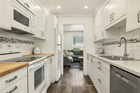 42 Bridlewood Drive Hamilton ON L9H 6H4