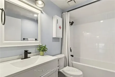 42 Bridlewood Drive Hamilton ON L9H 6H4