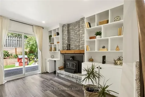 42 Bridlewood Drive Hamilton ON L9H 6H4