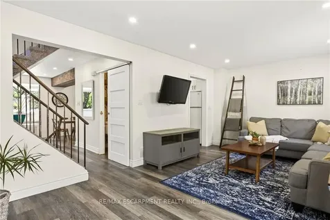 42 Bridlewood Drive Hamilton ON L9H 6H4