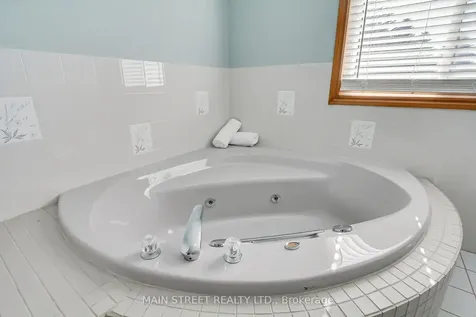 316 Biehn Drive Kitchener ON N2R 1C7